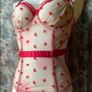 Victoria’s Secret Merrywidow corset NWT